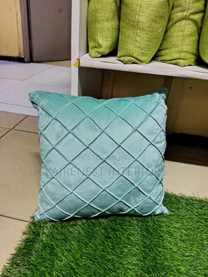 Make Every Space Feel Like Home With Elegant Throw Pillows