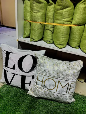 Add Style, Softness and Comfort With Beautiful Throw Pillows