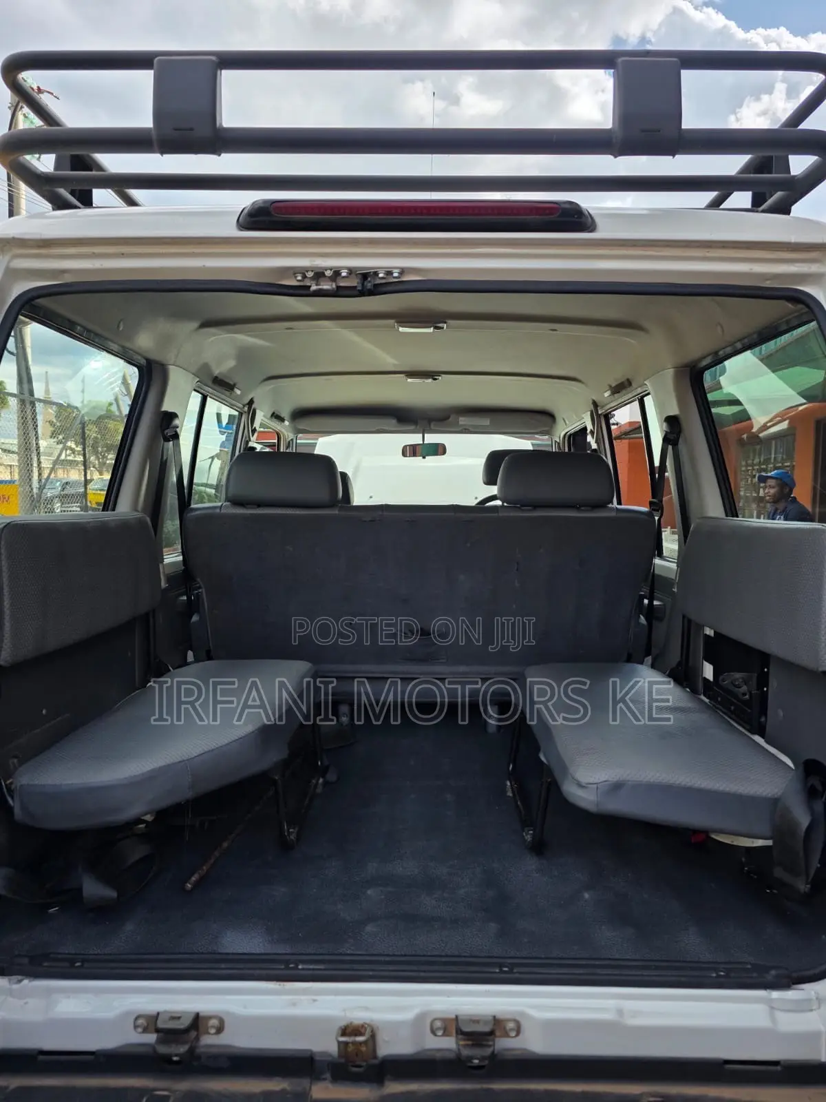 Toyota Land Cruiser 4.0 V6 GXR 2016 White