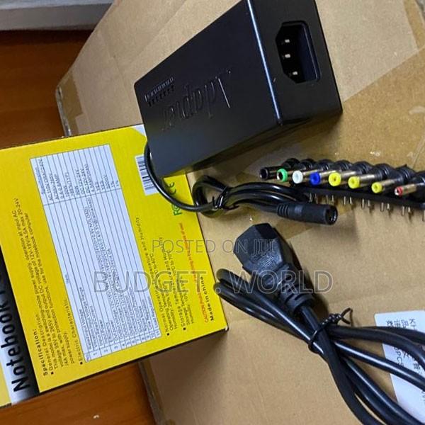 Multi-Voltage Universal Laptop Power Adapter 96W