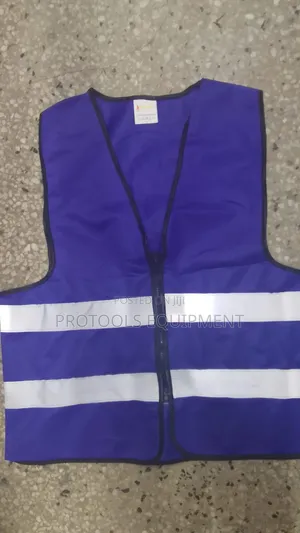 Blue Zipped Reflector