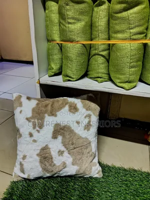 Give Your Home the Cozy Treatment With Good Throw Pillows