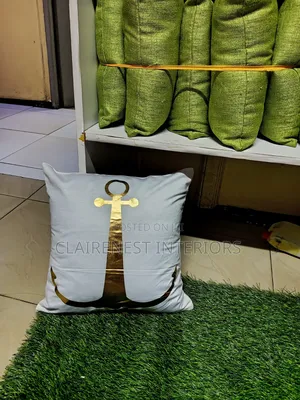Give Your Home the Cozy Treatment With Good Throw Pillows