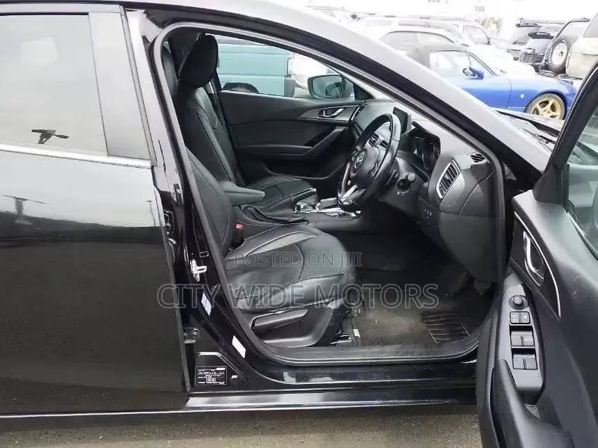 Mazda Axela 2019 Black
