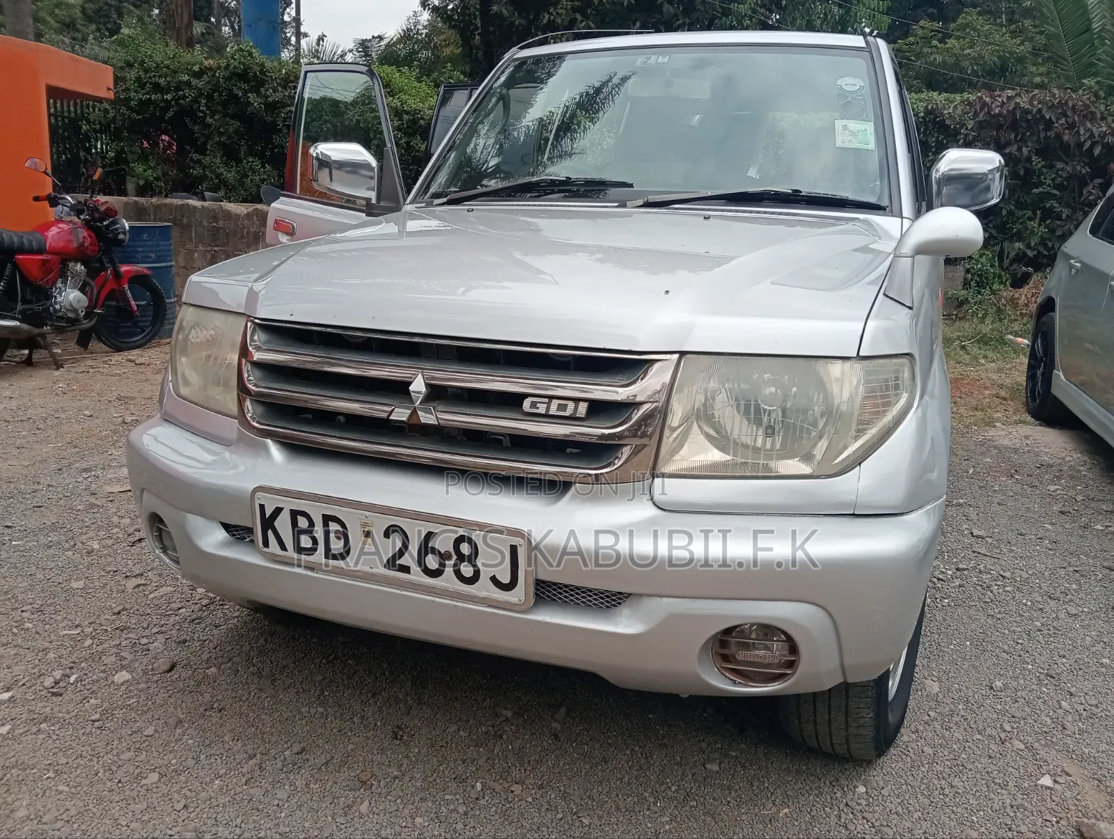 Mitsubishi Pajero 2004 Silver