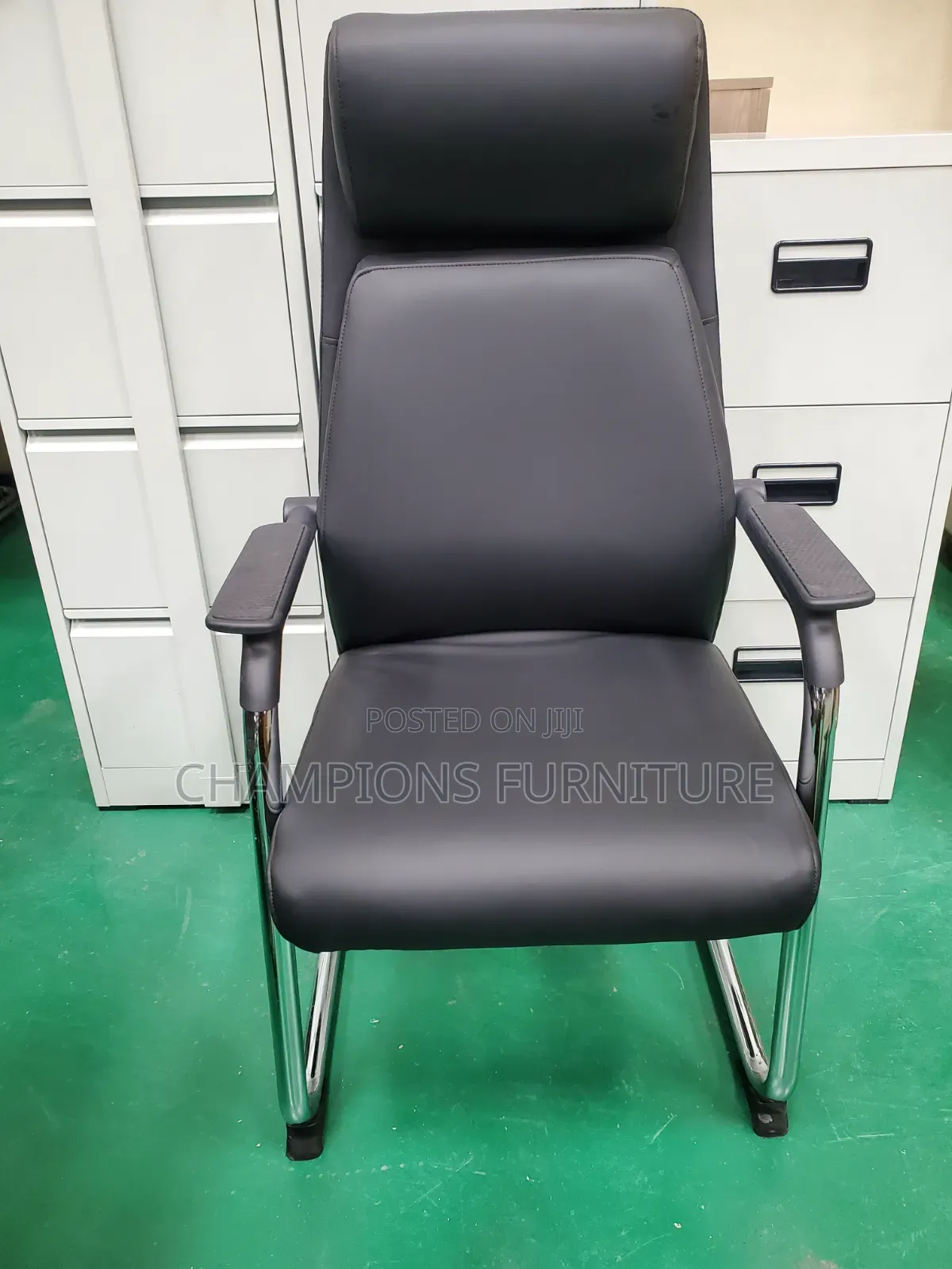 High Back Executive Chair With Integrated Padded Headrest