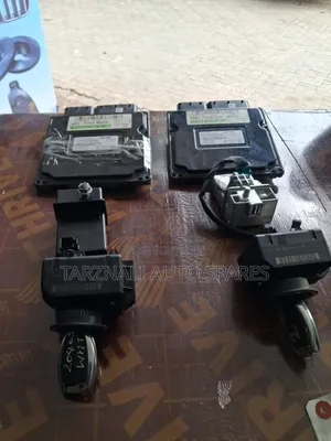 W204 M271 Lock Set