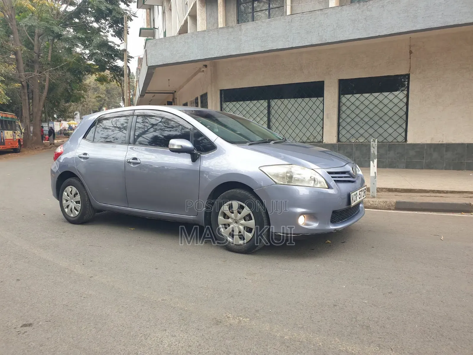 Toyota Auris 2011 Gray