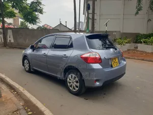 Toyota Auris 2011 Gray