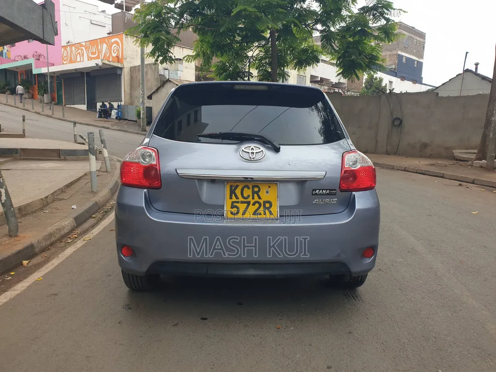 Toyota Auris 2011 Gray