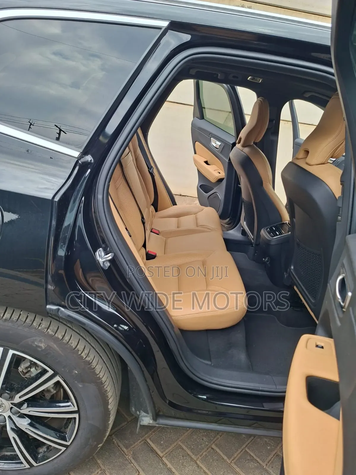 Volvo XC60 2019 Black