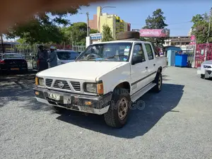 Nissan Navara 1997 White