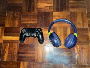 Ps4 Controller Plus Oraimo Headphones