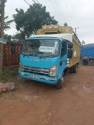 ISUZU NQR 75 Cargo Truck