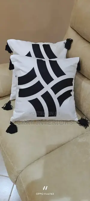Soft Luxury for Your Space With Cheap Throw Pillows