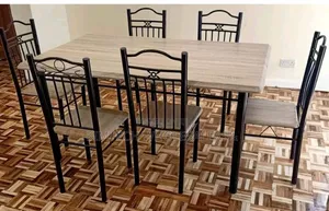 Executive 6 Sitter Dinning Table