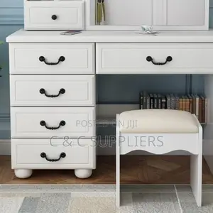 Bedroom Beauty Vanity Table