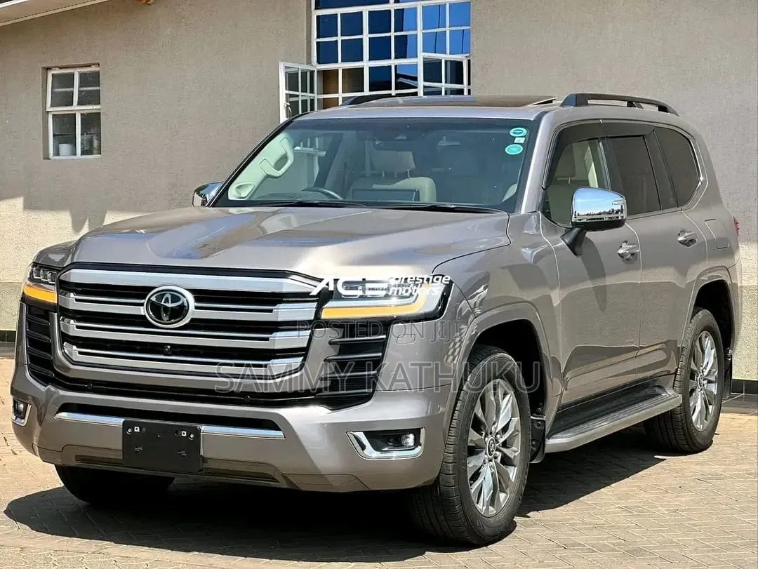 Toyota Land Cruiser 2019 Gold