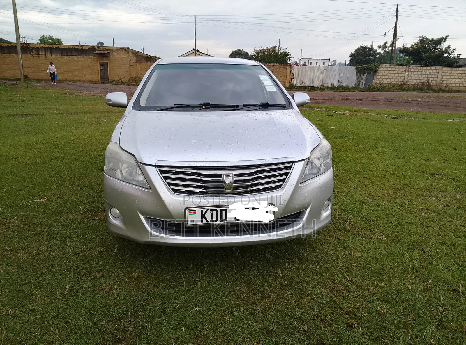 Toyota Premio 2014 Silver