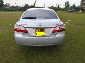 Toyota Premio 2014 Silver