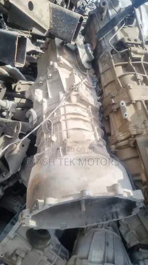 Engine 4M41