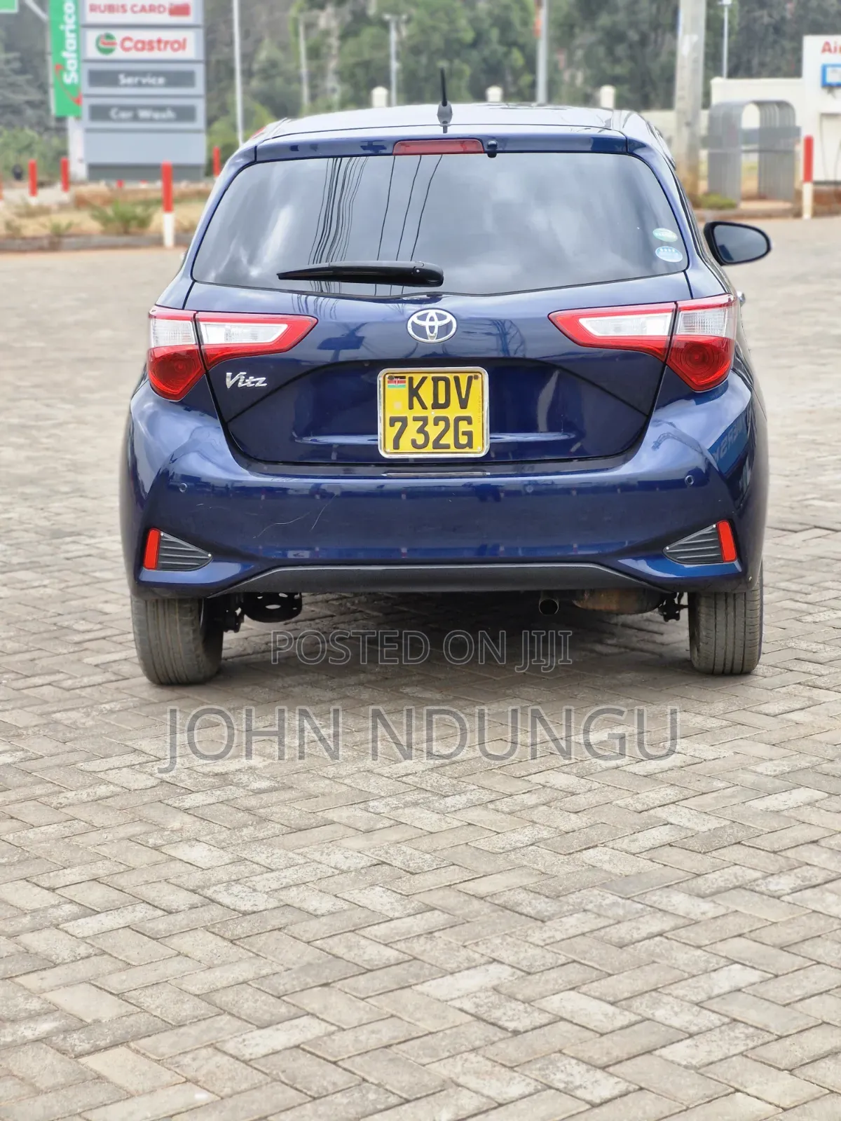 Toyota Vitz 2019 Gray