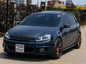 Volkswagen Golf R 2012 Blue
