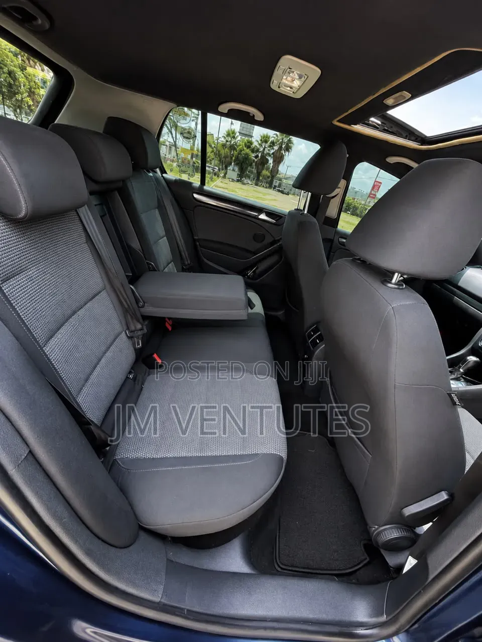 Volkswagen Golf R 2012 Blue