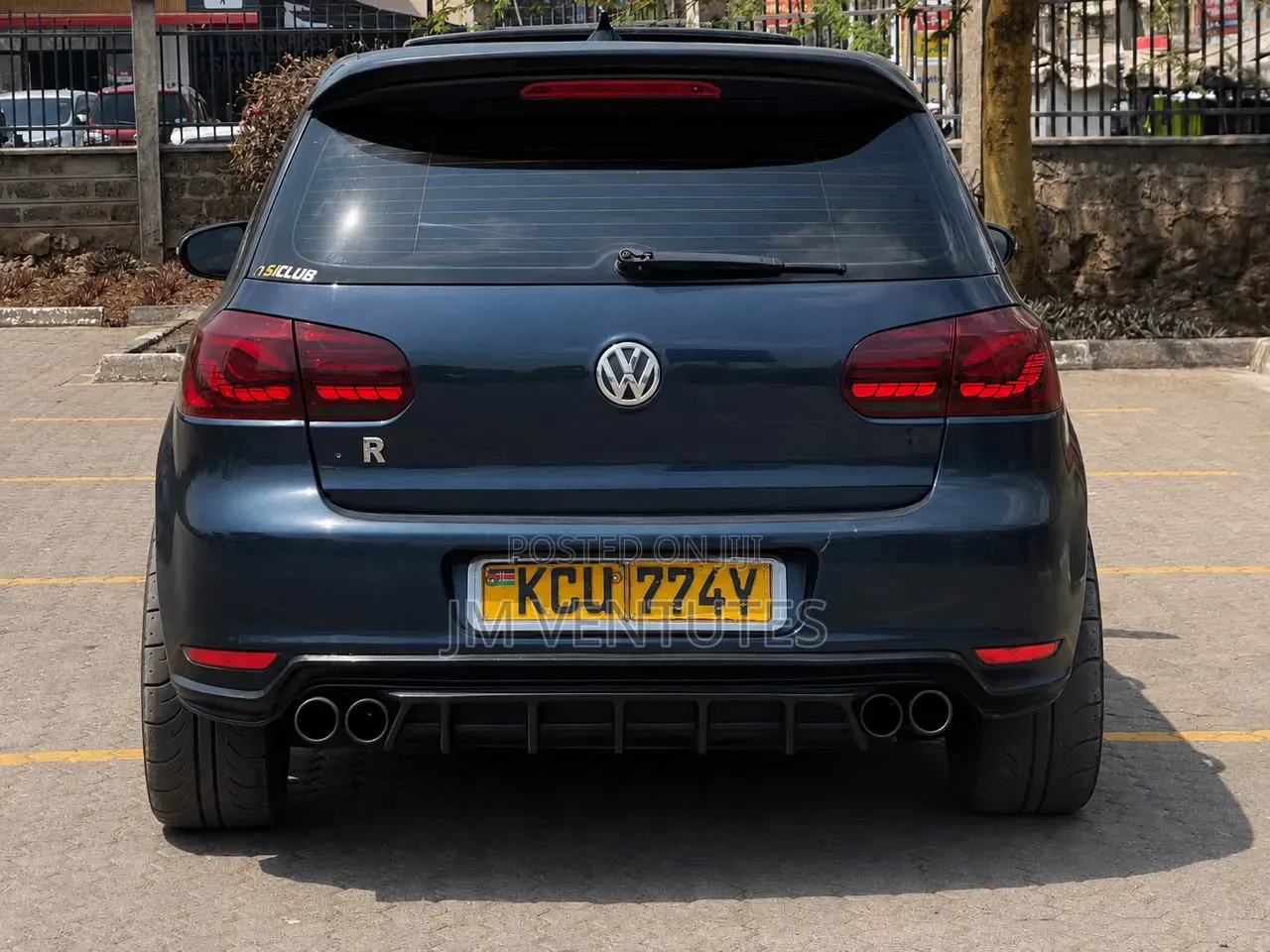 Volkswagen Golf R 2012 Blue