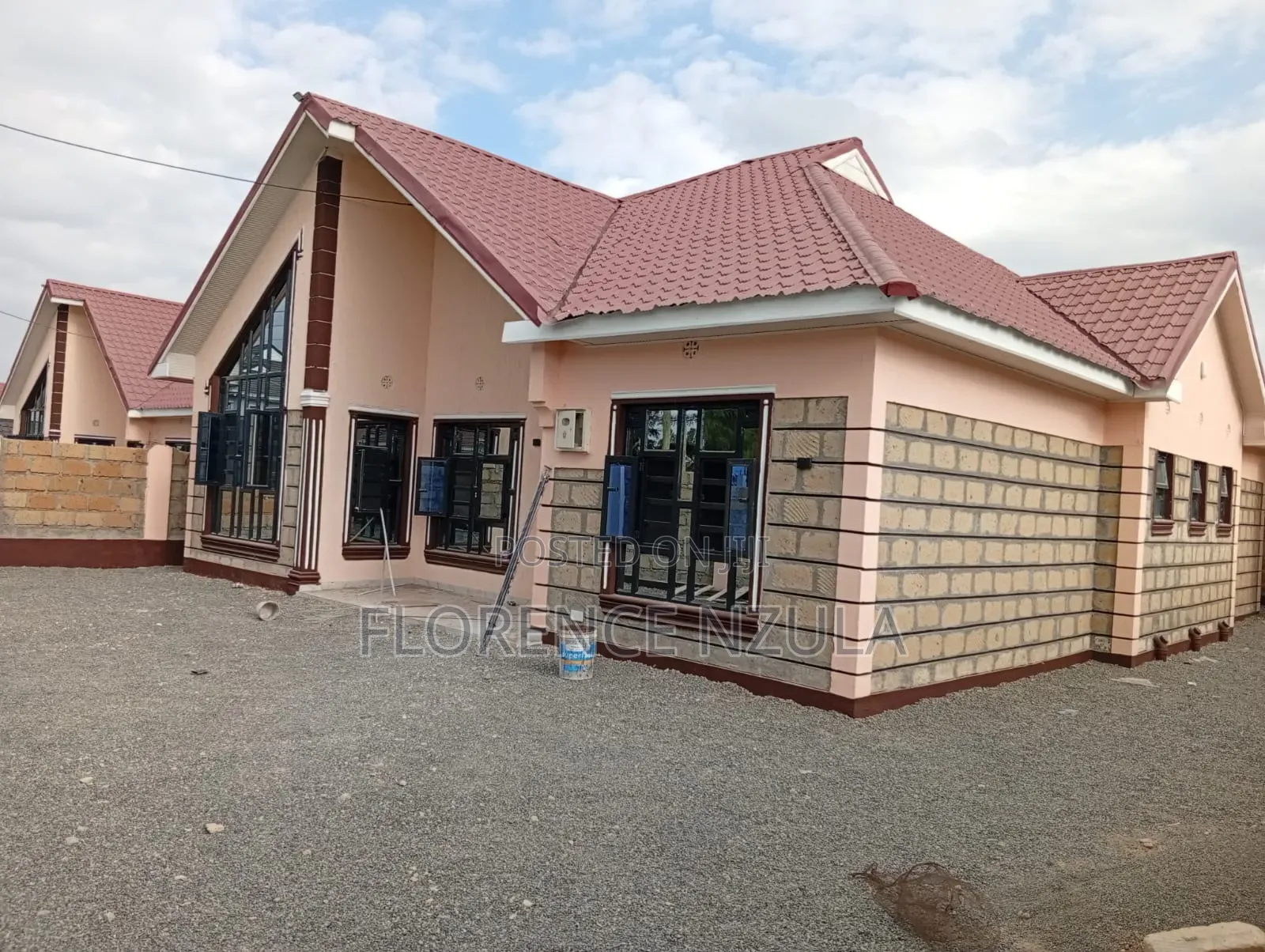 3bdrm Bungalow in Kiserian Town for sale