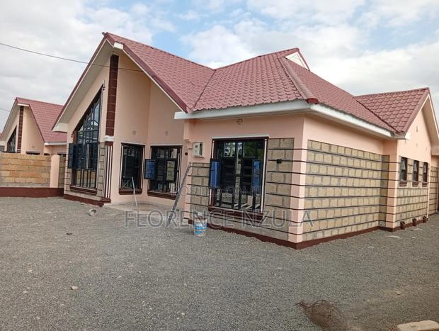 3bdrm Bungalow in Kiserian Town for sale