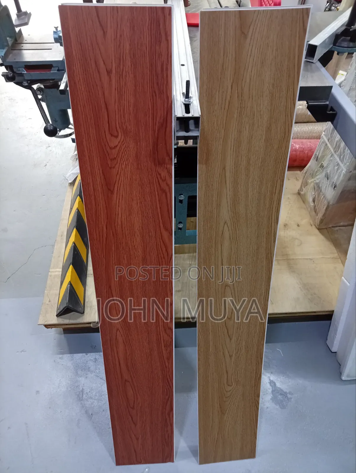 100% Heavy-Duty Click-Lock Interlocking Waterproof Plank Flooring
