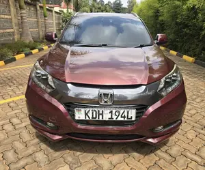 Honda Vezel 1.5 Hybrid 4WD 2015 Maroon
