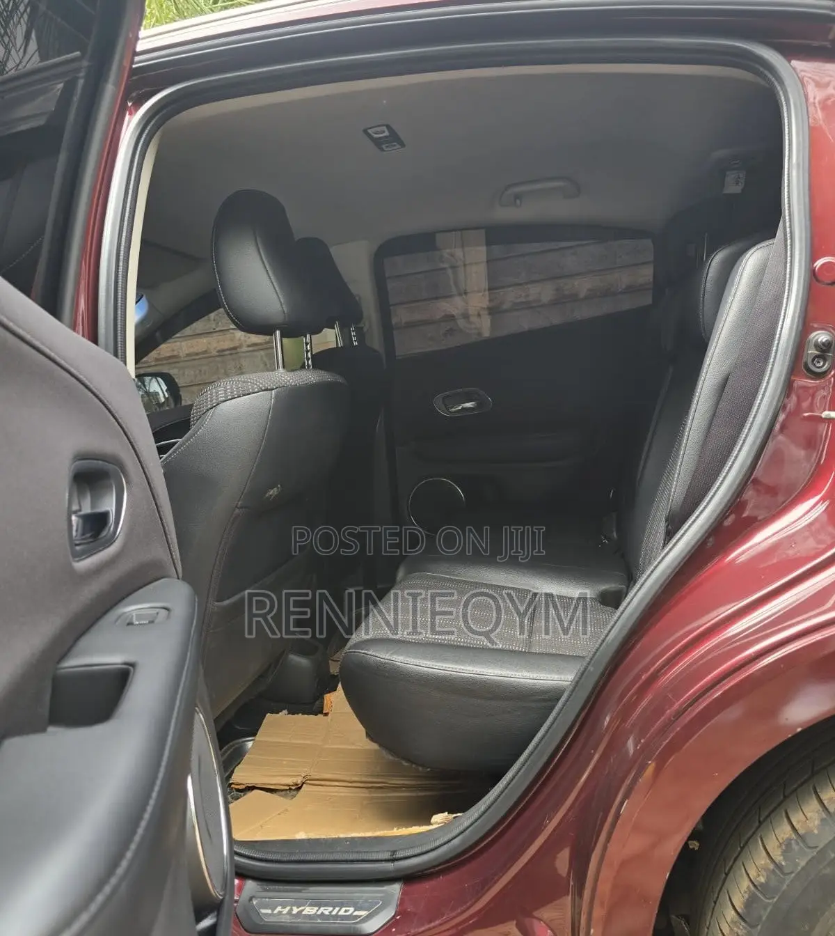 Honda Vezel 1.5 Hybrid 4WD 2015 Maroon