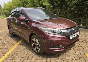 Honda Vezel 1.5 Hybrid 4WD 2015 Maroon