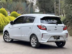 Mitsubishi Mirage 2020 Pearl
