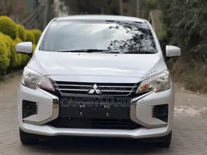 Mitsubishi Mirage 2020 Pearl