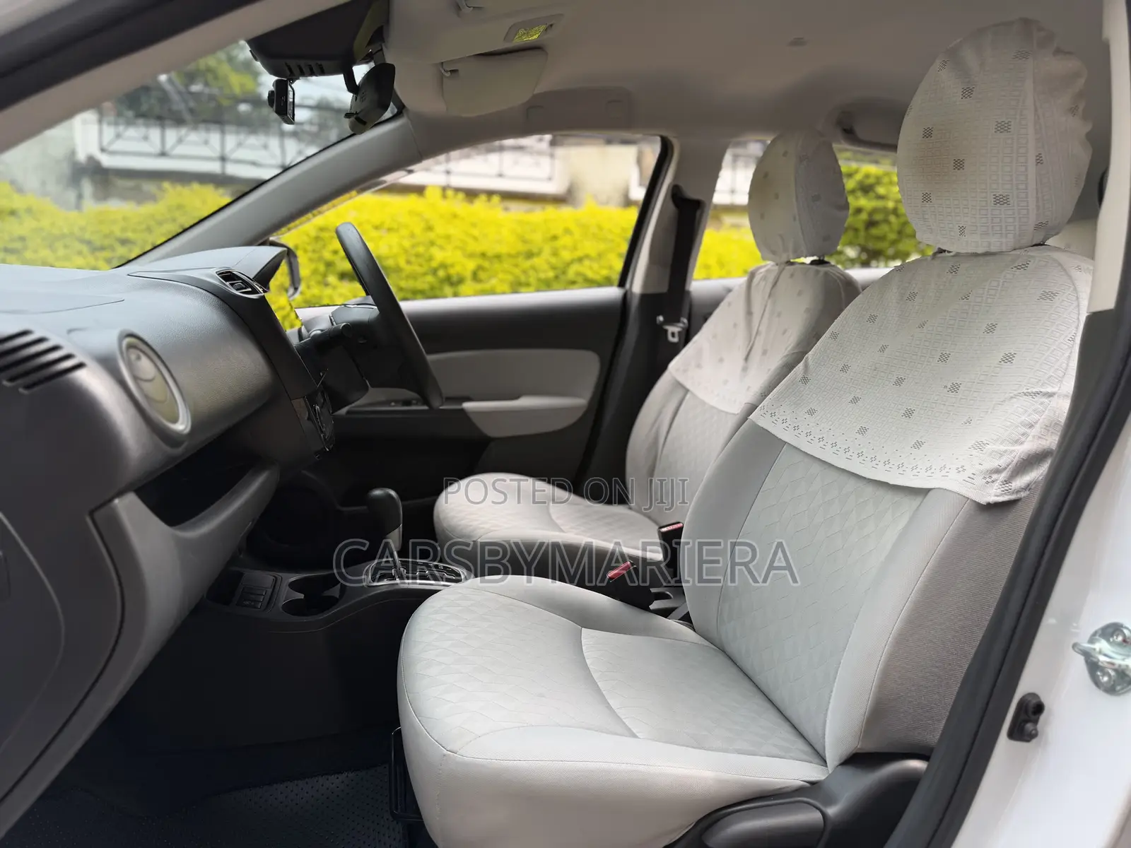 Mitsubishi Mirage 2020 Pearl