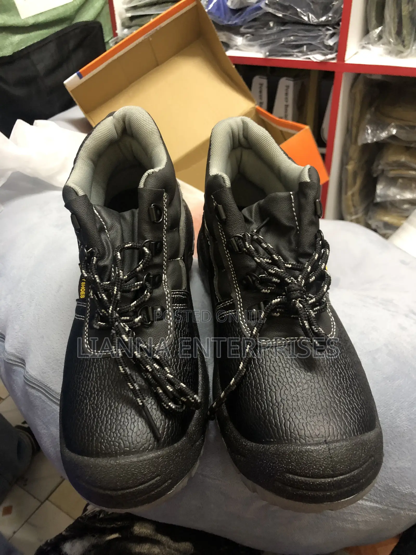 Unisexy Safety Boots