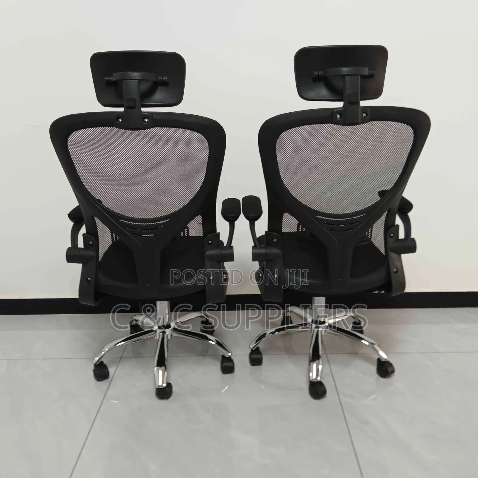 Staff Mesh Chair With Flip Armrest