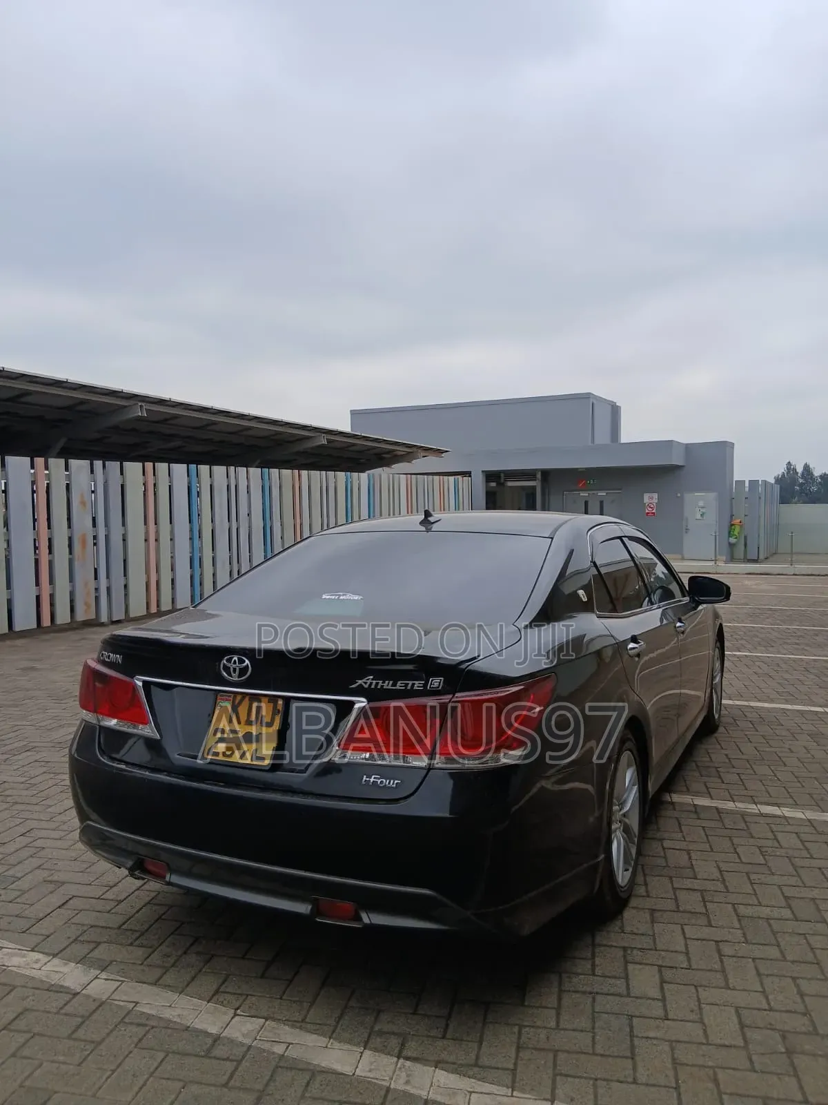 Toyota Crown 2016 Black