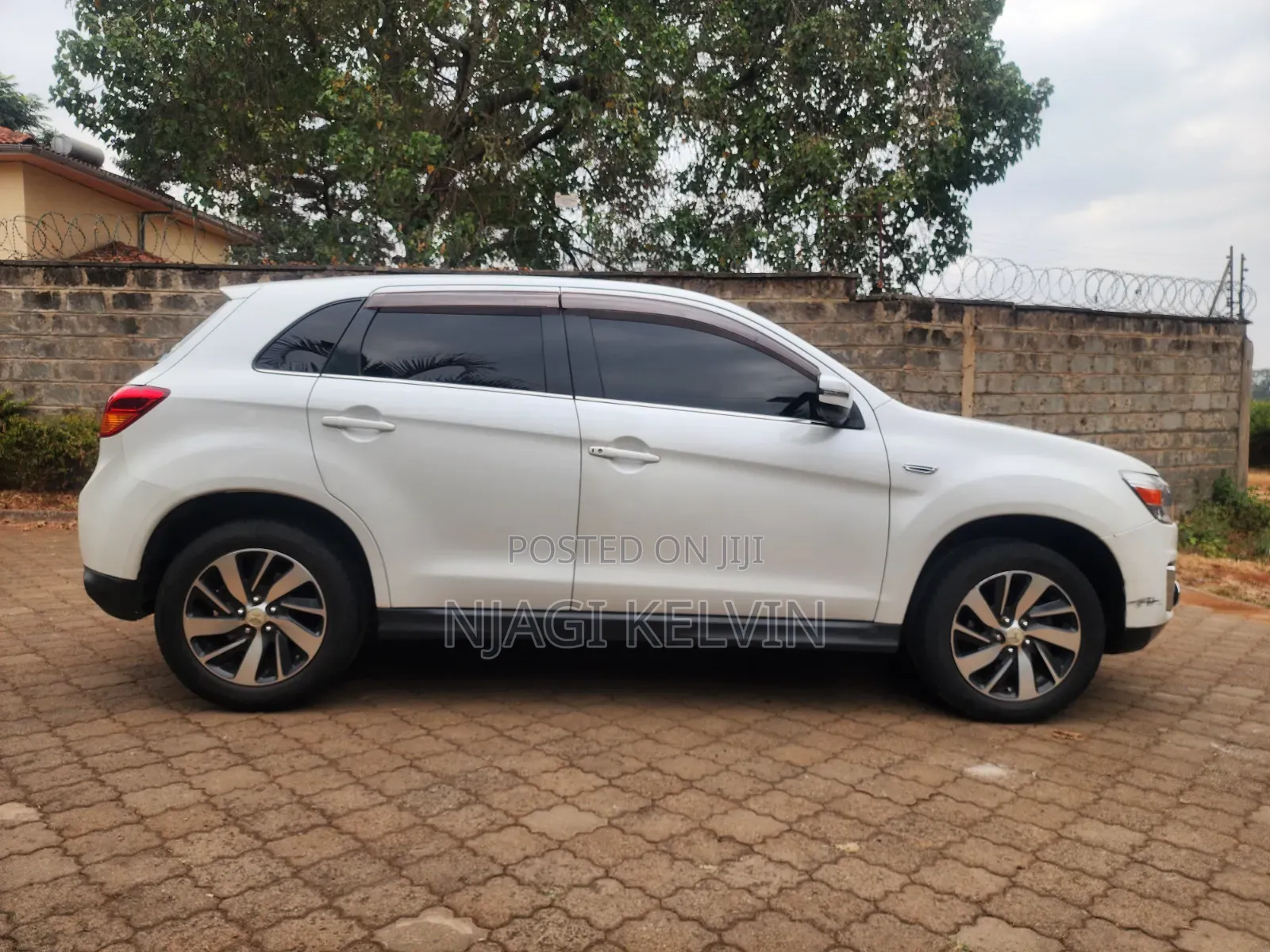 Mitsubishi RVR 2015 White