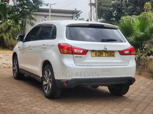 Mitsubishi RVR 2015 White