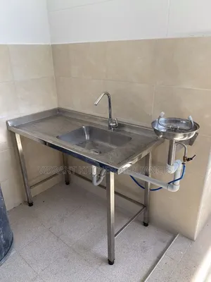 Freestanding Commercial Sink Unit