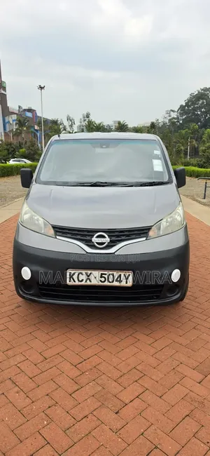 Nissan NV200 2012 White