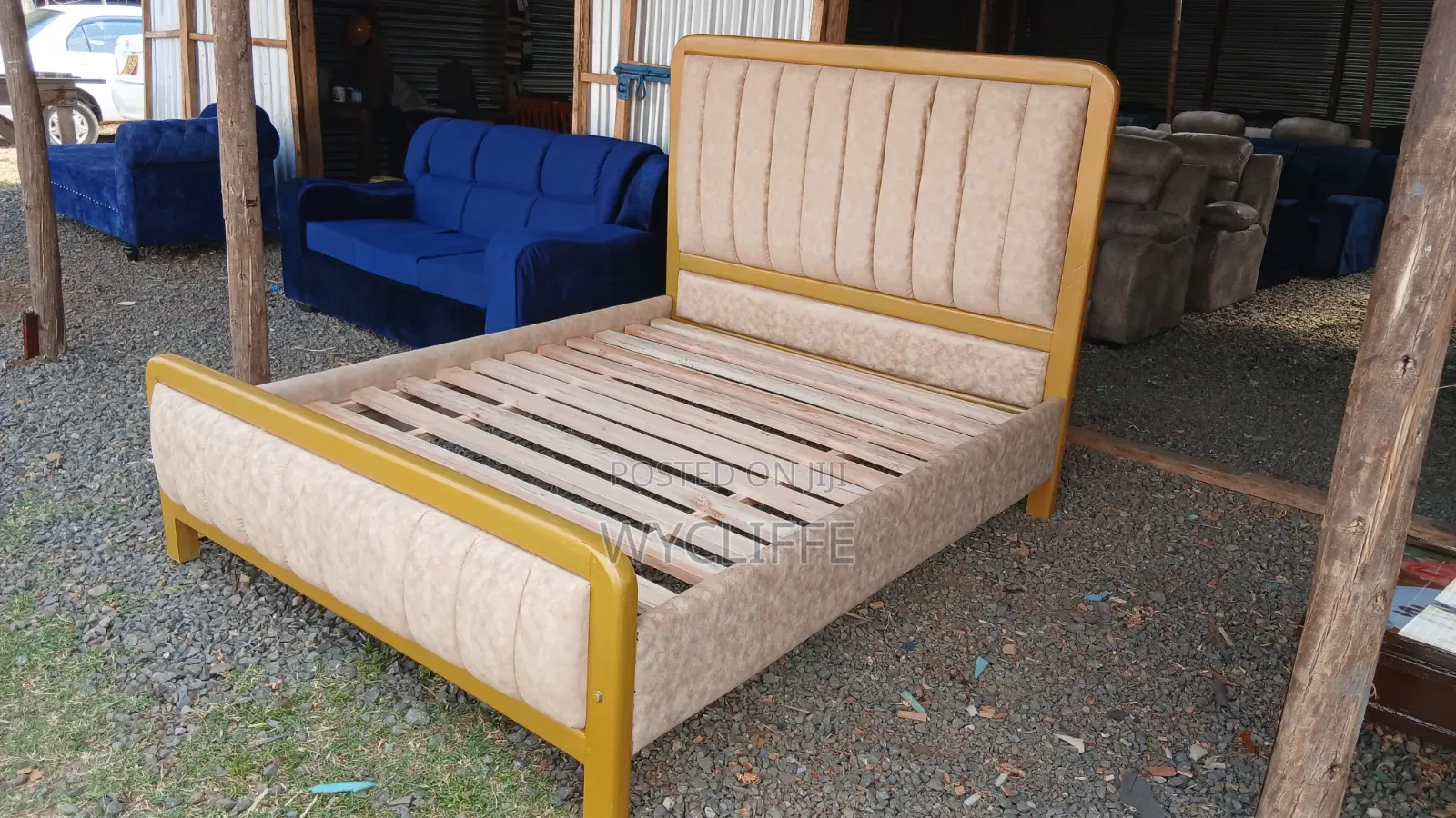 5 by 6 Mocket Bed