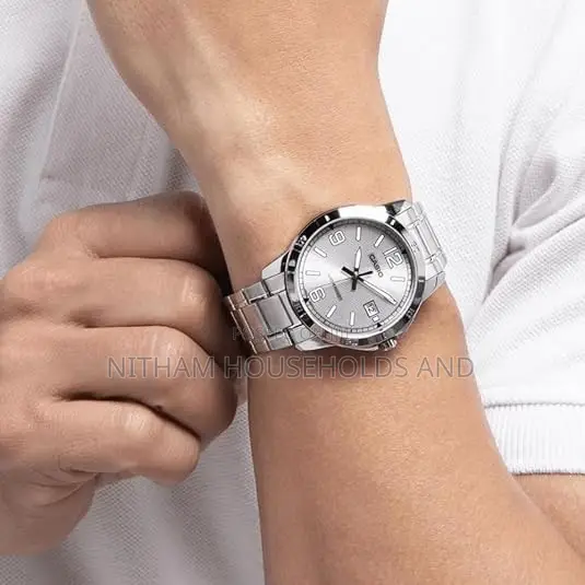 MTP-V004d-7b2 Analog Watch for Men