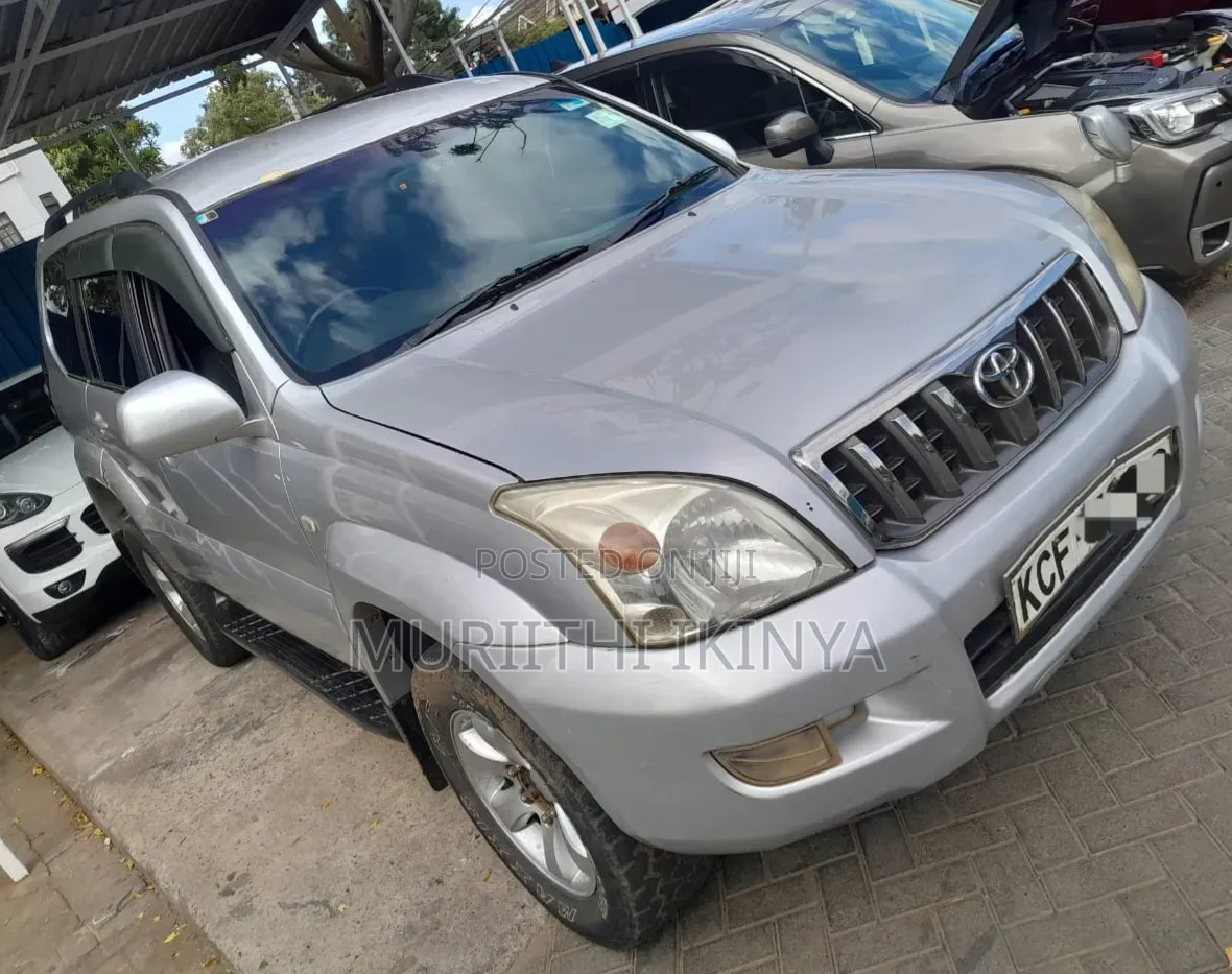 Toyota Land Cruiser Prado 2008 Silver