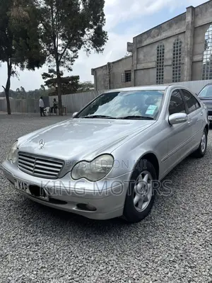 Mercedes-Benz C200 2003 Silver