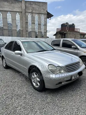 Mercedes-Benz C200 2003 Silver